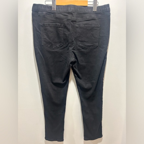 Parasuco Black Straight Leg Jeans with Stretch - Picture 4 of 6